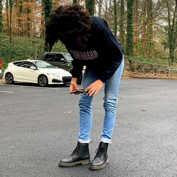 Meet your Posher, Aku - Picture 3 of 6